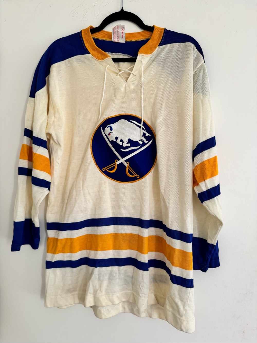Vtg 70s Buffalo Sabres Jersey White Sandow NHL Team Cotton Blend. Excellent